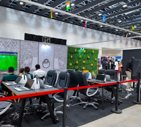 Ayuf Holding Côte d’Ivoire – expert en bâtiments modulaires, structures temporaires et solutions événementielles