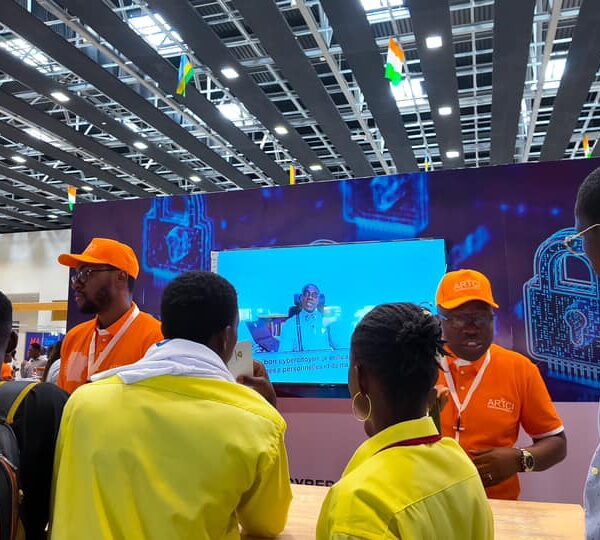 Ayuf Holding Côte d’Ivoire – expert en bâtiments modulaires, structures temporaires et solutions événementielles