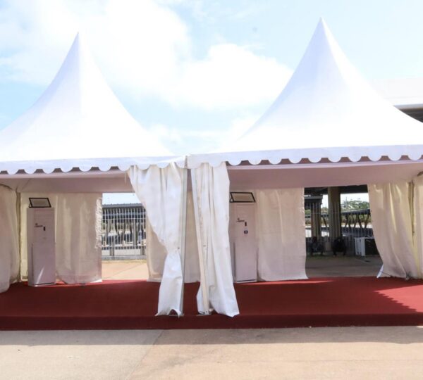 Ayuf Holding Côte d’Ivoire – expert en bâtiments modulaires, structures temporaires et solutions événementielles