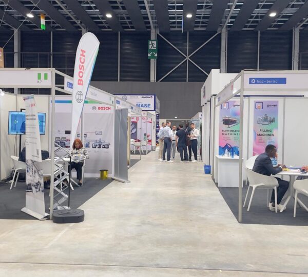 Ayuf Holding Côte d’Ivoire – expert en bâtiments modulaires, structures temporaires et solutions événementielles