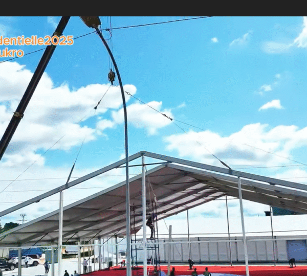 Ayuf Holding Côte d’Ivoire – expert en bâtiments modulaires, structures temporaires et solutions événementielles