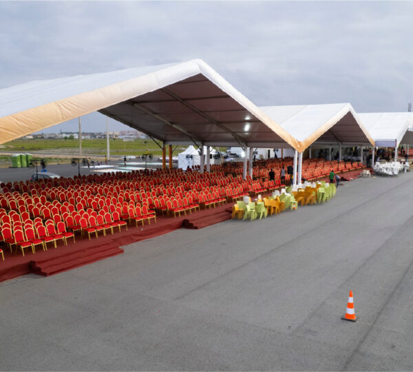 Ayuf Holding Côte d’Ivoire – expert en bâtiments modulaires, structures temporaires et solutions événementielles