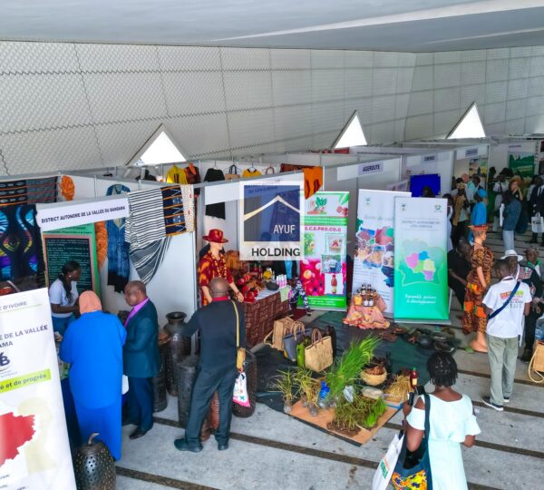 Ayuf Holding Côte d’Ivoire – expert en bâtiments modulaires, structures temporaires et solutions événementielles