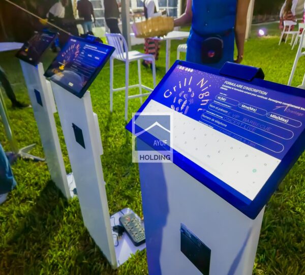 Ayuf Holding Côte d’Ivoire – expert en bâtiments modulaires, structures temporaires et solutions événementielles