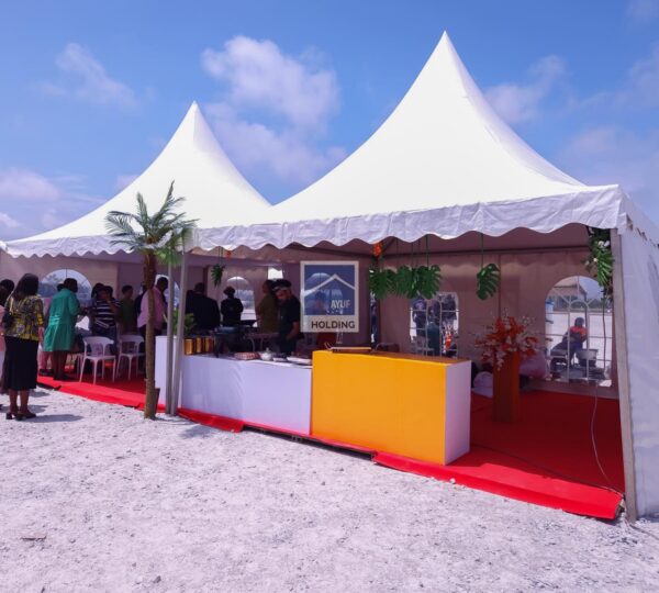 Ayuf Holding Côte d’Ivoire – expert en bâtiments modulaires, structures temporaires et solutions événementielles