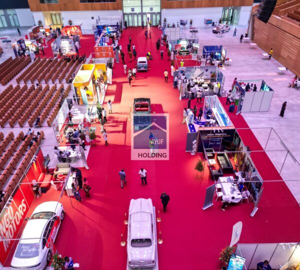 Ayuf Holding Côte d’Ivoire – expert en bâtiments modulaires, structures temporaires et solutions événementielles